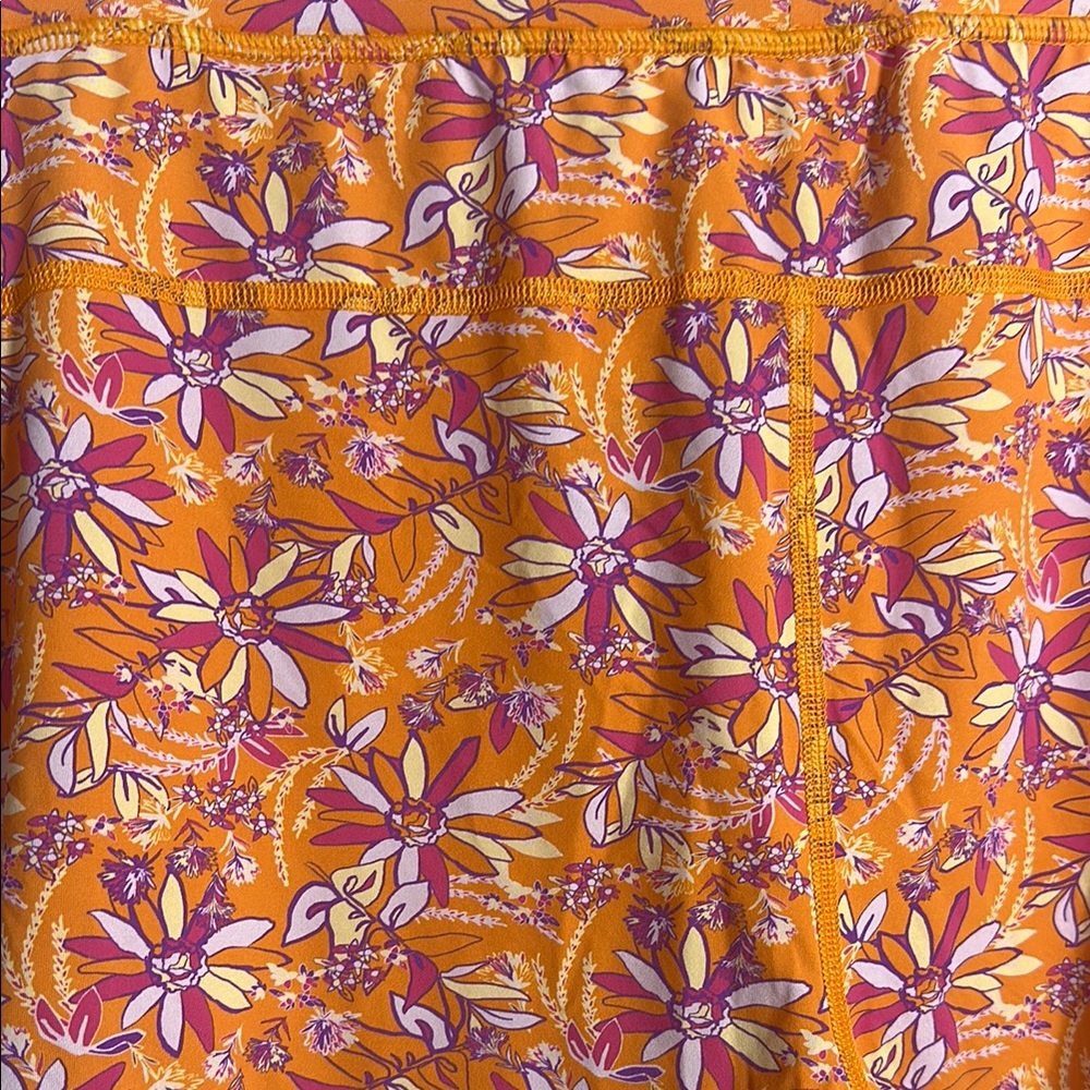 NEW Stio Daybreak Wildflower Print Shorts - Picture 4 of 5